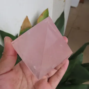 180~230g 60*60mm 100% Naturale Madagascar Rose Quartz Crystal Pyramid Reiki de Vindecare Fengshui Acasă Decorare Piatră Minerală 2019