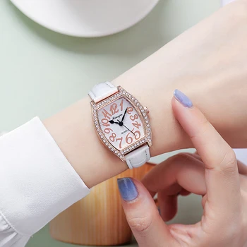 005Wine butoi seria de moda indicatorul digital simplu femei cuarț ceas Fete de masa.